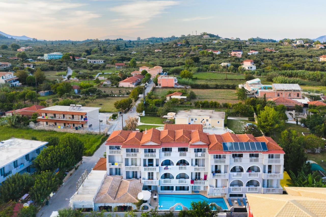 Georgina Inn Лаганас Экстерьер фото